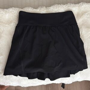 Spanx get moving skort, black